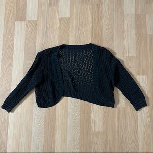 Black crop mid-sleeve cardigan